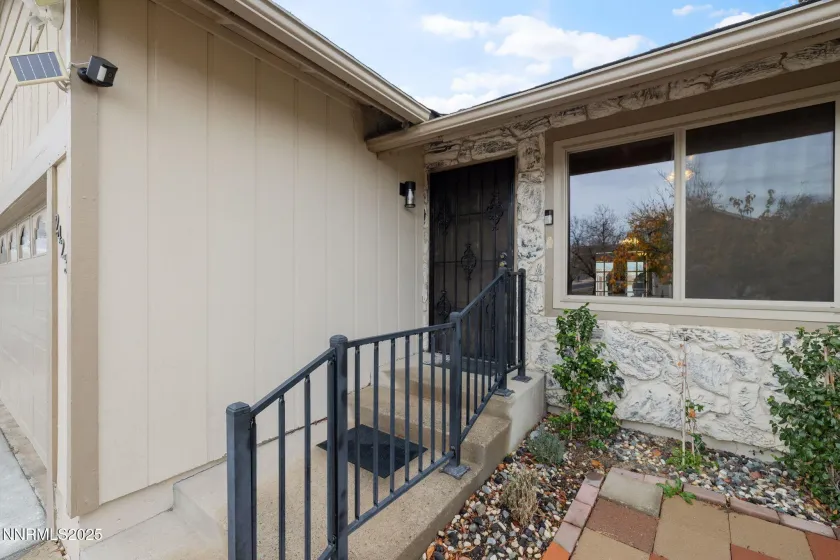 2423 Melody, Reno, Nevada 89512, 4 Bedrooms Bedrooms, ,2 BathroomsBathrooms,Residential,Residential,Melody,250058327