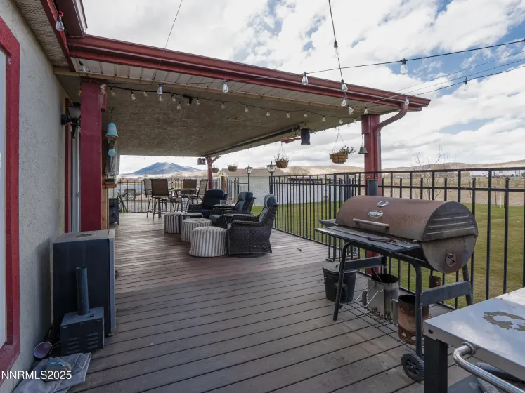 8975 Diamond, Winnemucca, Nevada 89445, 4 Bedrooms Bedrooms, ,2 BathroomsBathrooms,Residential,Residential,Diamond,250058328