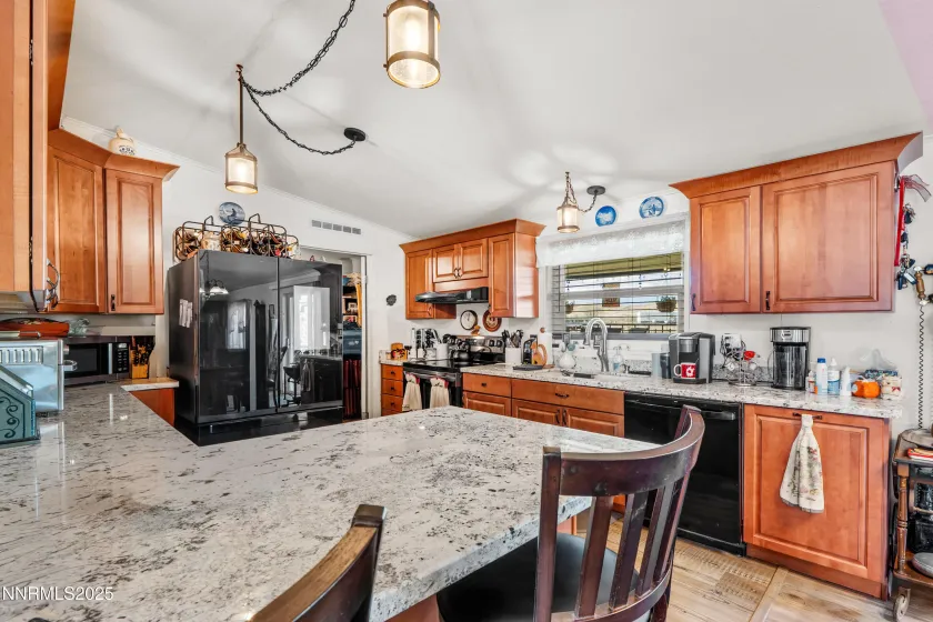 8975 Diamond, Winnemucca, Nevada 89445, 4 Bedrooms Bedrooms, ,2 BathroomsBathrooms,Residential,Residential,Diamond,250058328