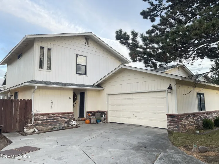 1476 Jessica, Gardnerville, Nevada 89410, 2 Bedrooms Bedrooms, ,3 BathroomsBathrooms,Residential,Residential,Jessica,250058331