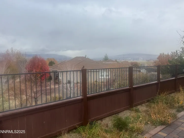 7400 Pembroke, Reno, Nevada 89502, 4 Bedrooms Bedrooms, ,2 BathroomsBathrooms,Residential,Residential,Pembroke,250058332