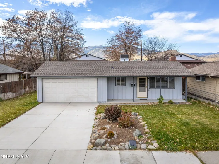3008 Imperial, Carson City, Nevada 89706, 3 Bedrooms Bedrooms, ,2 BathroomsBathrooms,Residential,Residential,Imperial,250058336