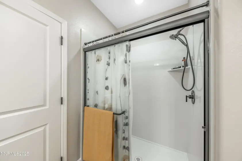 10834 Farmstead, Reno, Nevada 89521, 2 Bedrooms Bedrooms, ,2 BathroomsBathrooms,Residential,Residential,Farmstead,250058341