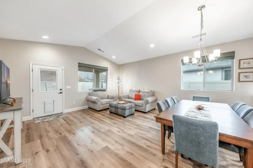 10834 Farmstead, Reno, Nevada 89521, 2 Bedrooms Bedrooms, ,2 BathroomsBathrooms,Residential,Residential,Farmstead,250058341