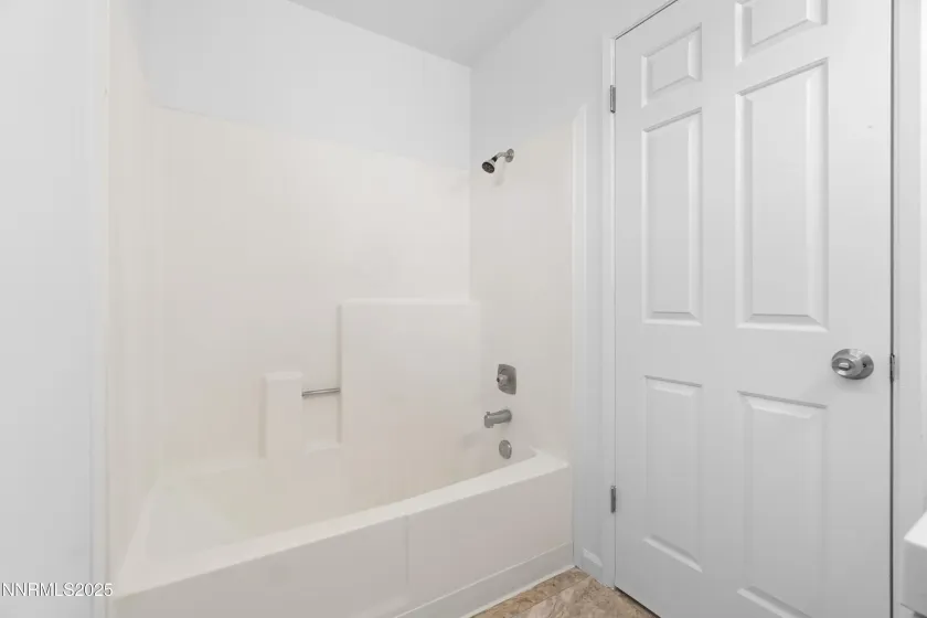 752 E, Fernley, Nevada 89408, 3 Bedrooms Bedrooms, ,2 BathroomsBathrooms,Residential,Residential,E,250058342