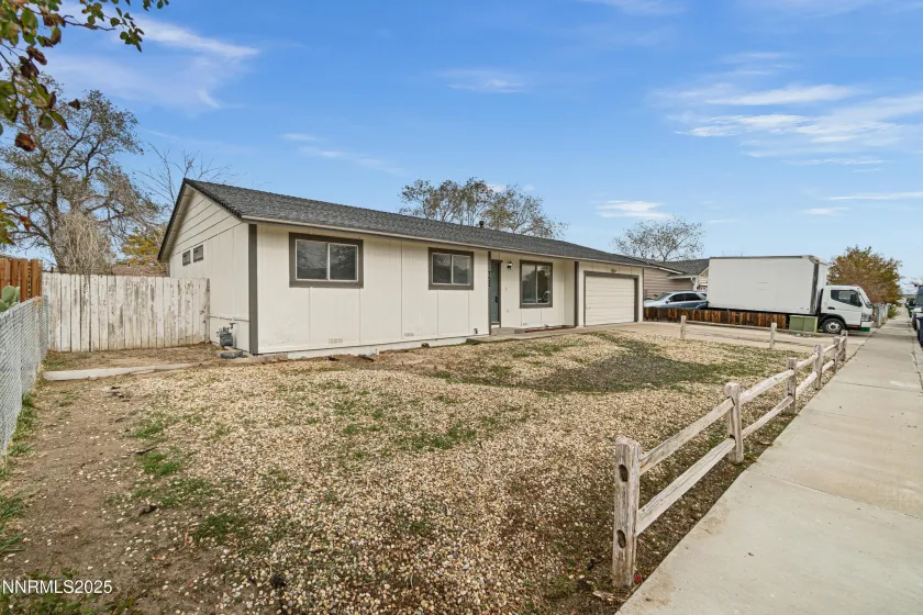 752 E, Fernley, Nevada 89408, 3 Bedrooms Bedrooms, ,2 BathroomsBathrooms,Residential,Residential,E,250058342
