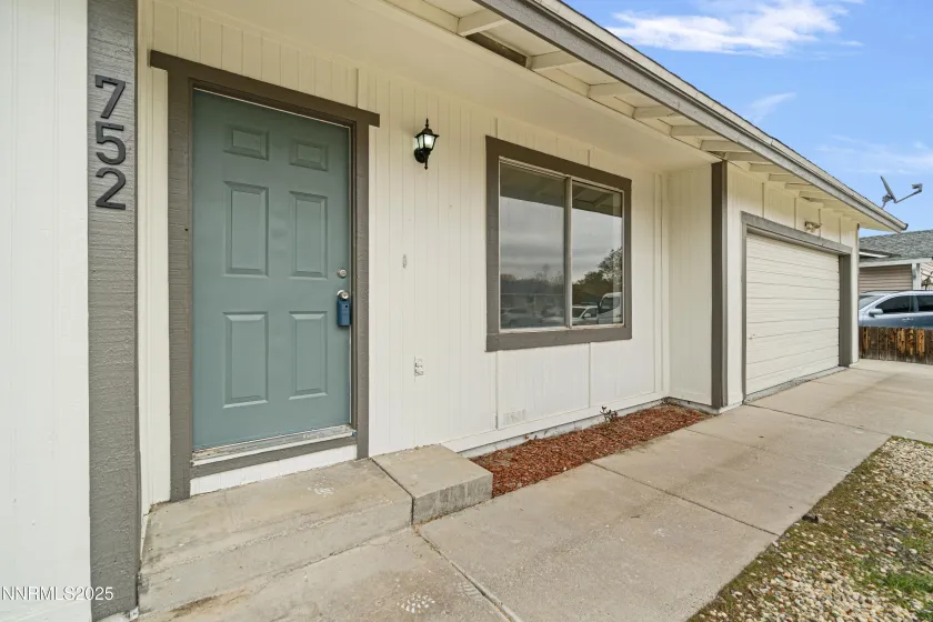 752 E, Fernley, Nevada 89408, 3 Bedrooms Bedrooms, ,2 BathroomsBathrooms,Residential,Residential,E,250058342