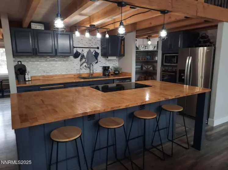 3800 Bullfrog, Reno, Nevada 89521, 3 Bedrooms Bedrooms, ,2 BathroomsBathrooms,Residential,Residential,Bullfrog,250058343