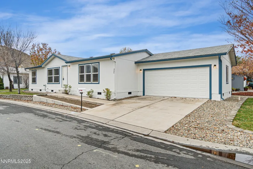 205 Rue De La Chartreuse, Sparks, Nevada 89434, 3 Bedrooms Bedrooms, ,2 BathroomsBathrooms,Residential,Residential,Rue De La Chartreuse,250058345