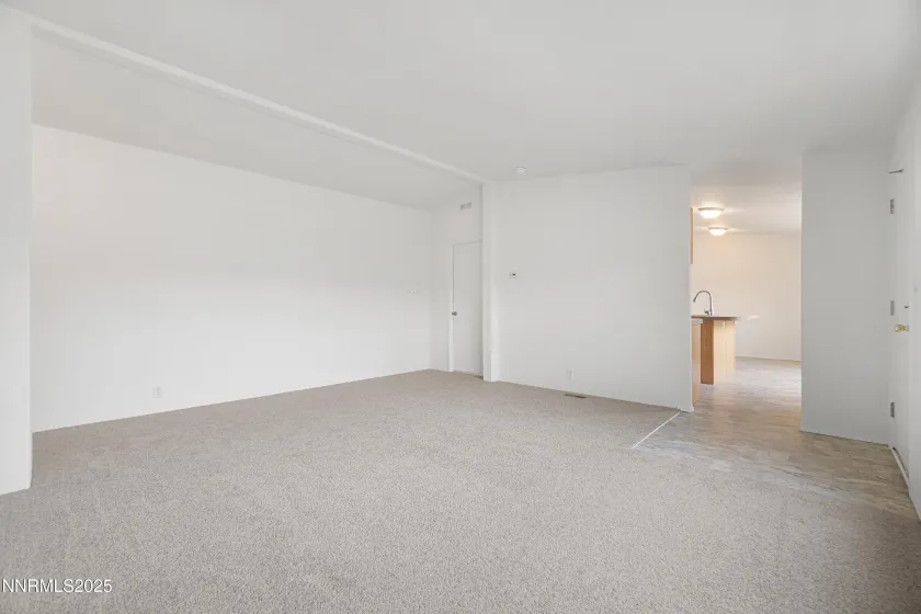 205 Rue De La Chartreuse, Sparks, Nevada 89434, 3 Bedrooms Bedrooms, ,2 BathroomsBathrooms,Residential,Residential,Rue De La Chartreuse,250058345