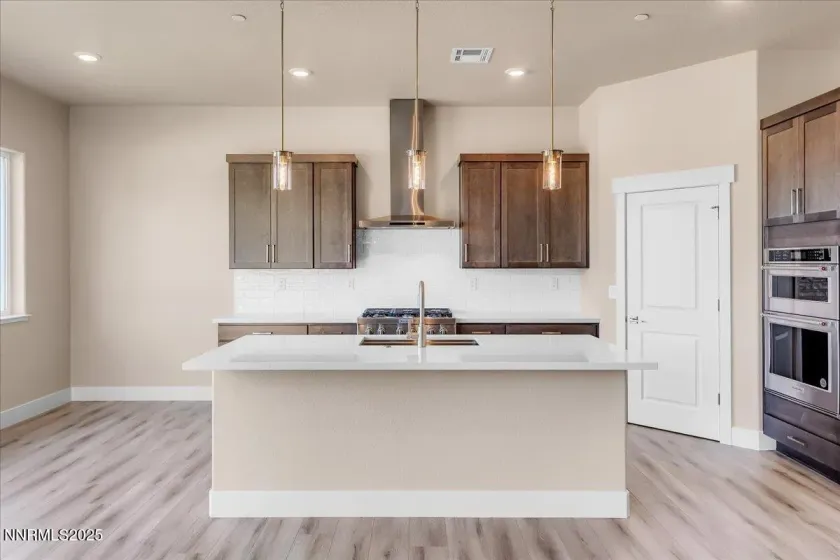 6853 Eagle Wing, Sparks, Nevada 89436, 4 Bedrooms Bedrooms, ,4 BathroomsBathrooms,Residential,Residential,Eagle Wing,240014398