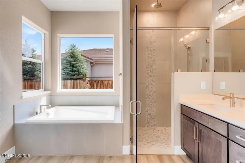 6853 Eagle Wing, Sparks, Nevada 89436, 4 Bedrooms Bedrooms, ,4 BathroomsBathrooms,Residential,Residential,Eagle Wing,240014398