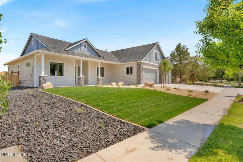 6853 Eagle Wing, Sparks, Nevada 89436, 4 Bedrooms Bedrooms, ,4 BathroomsBathrooms,Residential,Residential,Eagle Wing,240014398