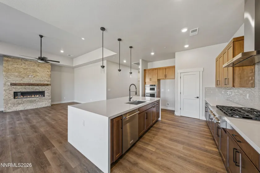 7240 Silver King, Sparks, Nevada 89436, 4 Bedrooms Bedrooms, ,4 BathroomsBathrooms,Residential,Residential,Silver King,250058346