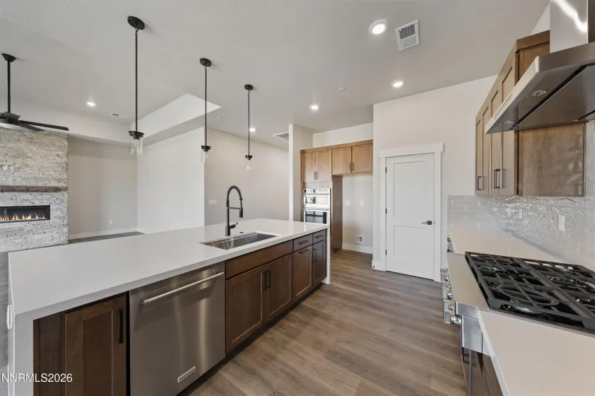 7240 Silver King, Sparks, Nevada 89436, 4 Bedrooms Bedrooms, ,4 BathroomsBathrooms,Residential,Residential,Silver King,250058346