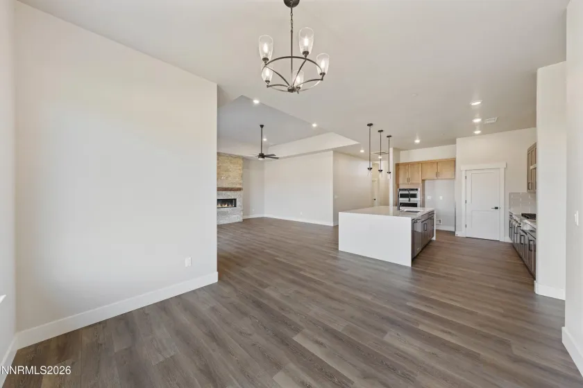 7240 Silver King, Sparks, Nevada 89436, 4 Bedrooms Bedrooms, ,4 BathroomsBathrooms,Residential,Residential,Silver King,250058346