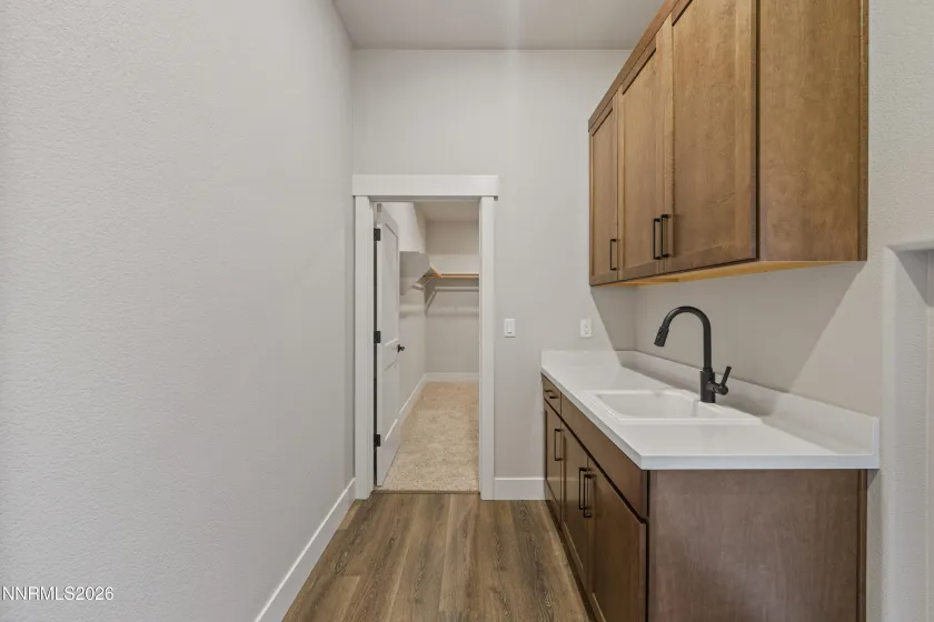 7240 Silver King, Sparks, Nevada 89436, 4 Bedrooms Bedrooms, ,4 BathroomsBathrooms,Residential,Residential,Silver King,250058346