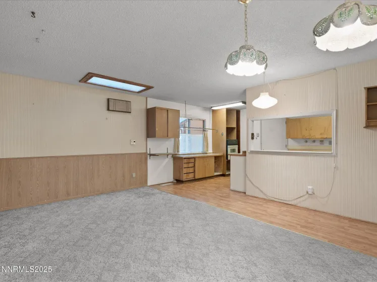 7665 Yorkshire, Reno, Nevada 89506, 3 Bedrooms Bedrooms, ,2 BathroomsBathrooms,Residential,Residential,Yorkshire,250058340