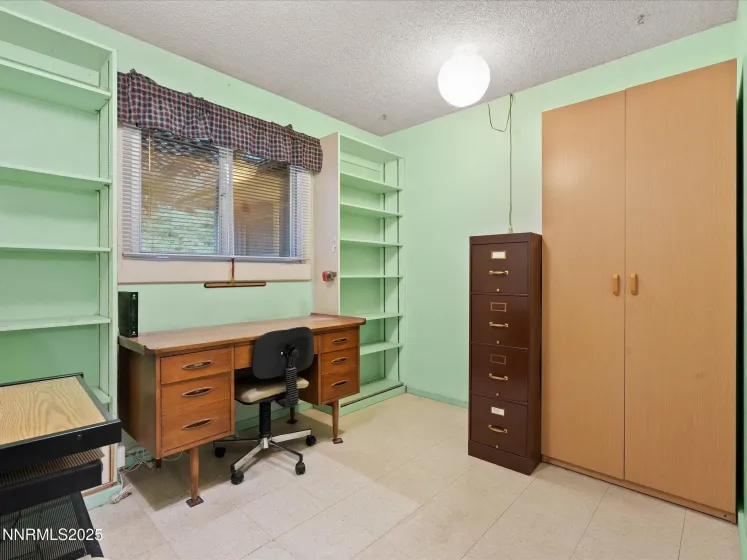 7665 Yorkshire, Reno, Nevada 89506, 3 Bedrooms Bedrooms, ,2 BathroomsBathrooms,Residential,Residential,Yorkshire,250058340