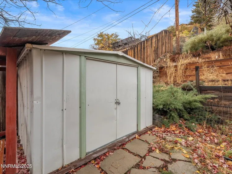 7665 Yorkshire, Reno, Nevada 89506, 3 Bedrooms Bedrooms, ,2 BathroomsBathrooms,Residential,Residential,Yorkshire,250058340