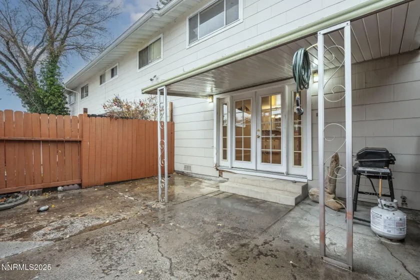 63 Smithridge, Reno, Nevada 89502, 2 Bedrooms Bedrooms, ,2 BathroomsBathrooms,Residential,Residential,Smithridge,250058353