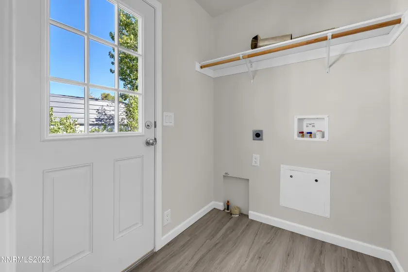 3810 Bobolink, Reno, Nevada 89508, 3 Bedrooms Bedrooms, ,2 BathroomsBathrooms,Residential,Residential,Bobolink,250054675