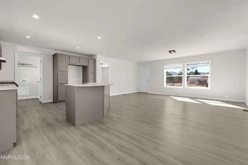 3810 Bobolink, Reno, Nevada 89508, 3 Bedrooms Bedrooms, ,2 BathroomsBathrooms,Residential,Residential,Bobolink,250054675