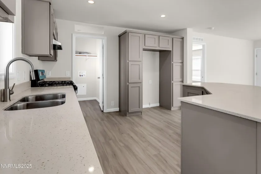 3810 Bobolink, Reno, Nevada 89508, 3 Bedrooms Bedrooms, ,2 BathroomsBathrooms,Residential,Residential,Bobolink,250054675