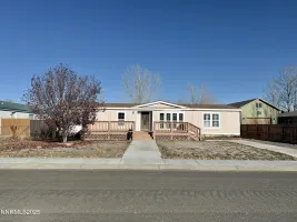 225 Carson, Battle Mountain, Nevada 89820, 3 Bedrooms Bedrooms, ,2 BathroomsBathrooms,Residential,Residential,Carson,250058355