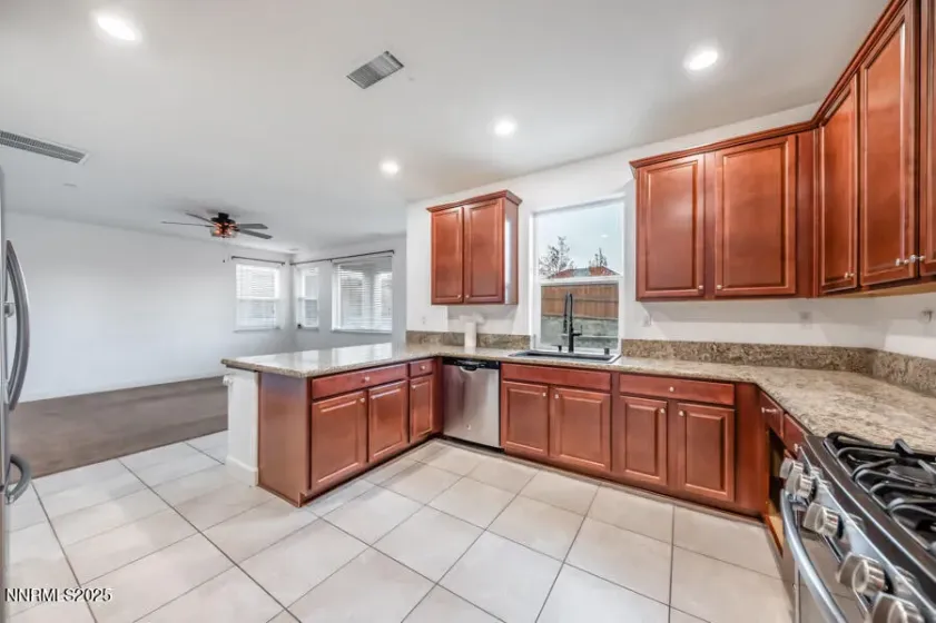 2634 Michelangelo, Sparks, Nevada 89434, 4 Bedrooms Bedrooms, ,3 BathroomsBathrooms,Residential,Residential,Michelangelo,250058356