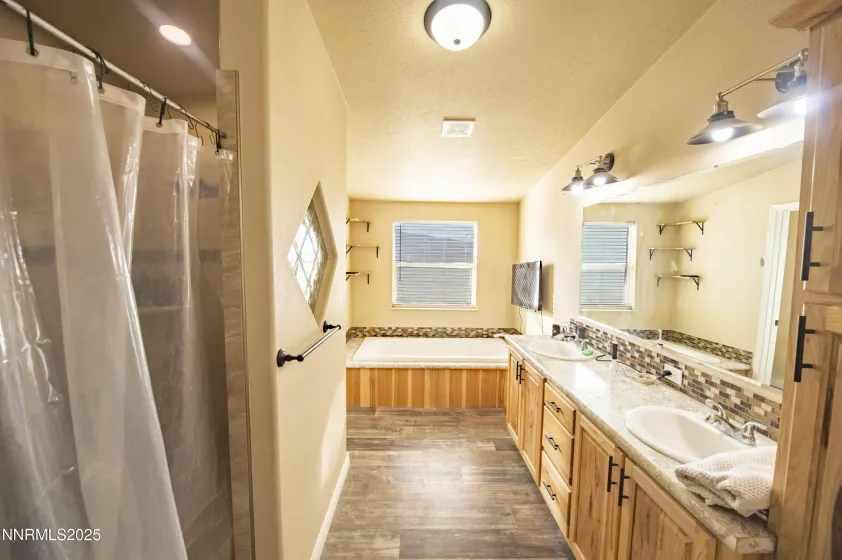 3139 Muddy, Winnemucca, Nevada 89445, 3 Bedrooms Bedrooms, ,2 BathroomsBathrooms,Residential,Residential,Muddy,250058357