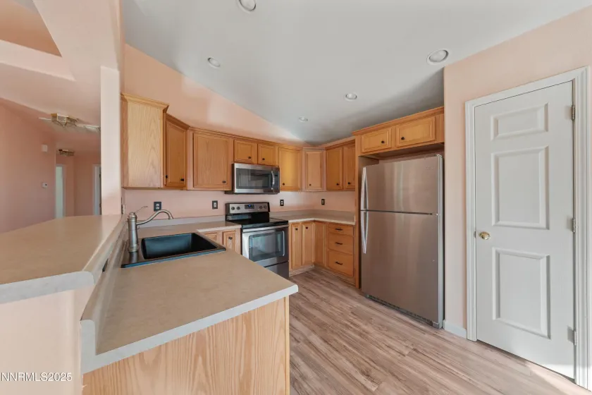 659 Joette, Gardnerville, Nevada 89460, 3 Bedrooms Bedrooms, ,2 BathroomsBathrooms,Residential,Residential,Joette,250058358