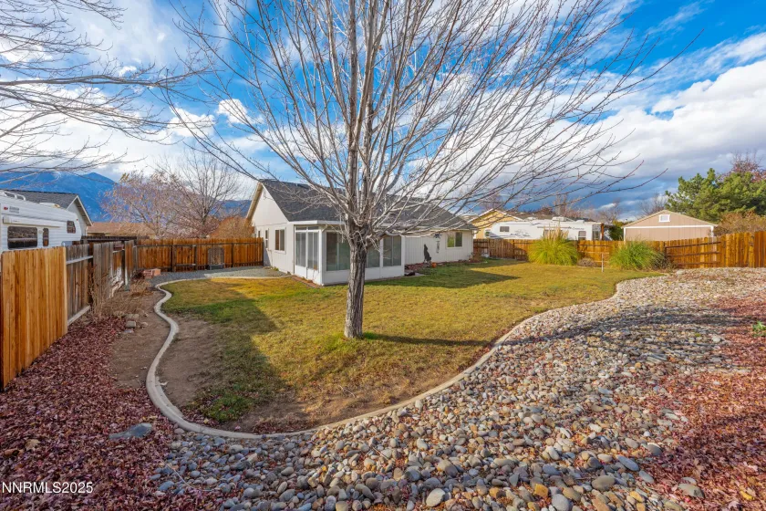 659 Joette, Gardnerville, Nevada 89460, 3 Bedrooms Bedrooms, ,2 BathroomsBathrooms,Residential,Residential,Joette,250058358