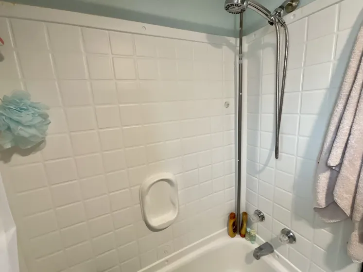 3789 Lucy Avenue, Reno, Nevada 89512, 2 Bedrooms Bedrooms, 10 Rooms Rooms,1 BathroomBathrooms,Manufactured,Residential,Lucy,250058359