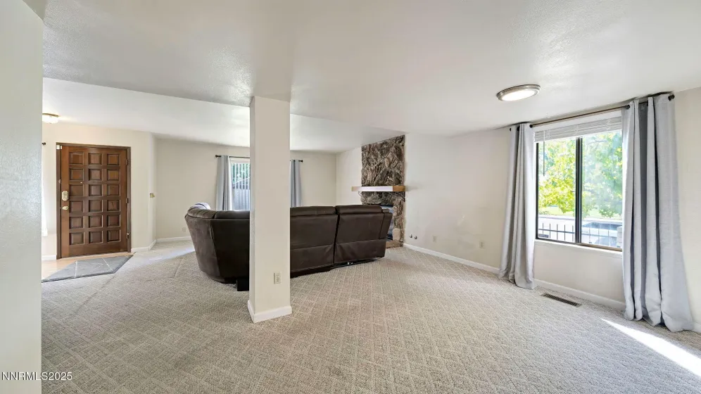 1515 Foster, Reno, Nevada 89509, 3 Bedrooms Bedrooms, ,3 BathroomsBathrooms,Residential,Residential,Foster,250055421