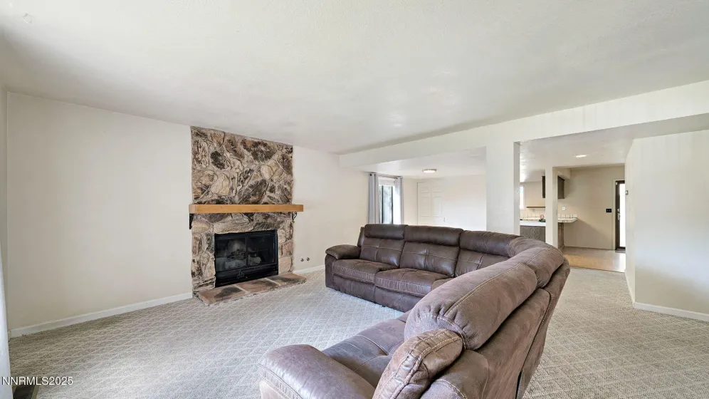 1515 Foster, Reno, Nevada 89509, 3 Bedrooms Bedrooms, ,3 BathroomsBathrooms,Residential,Residential,Foster,250055421