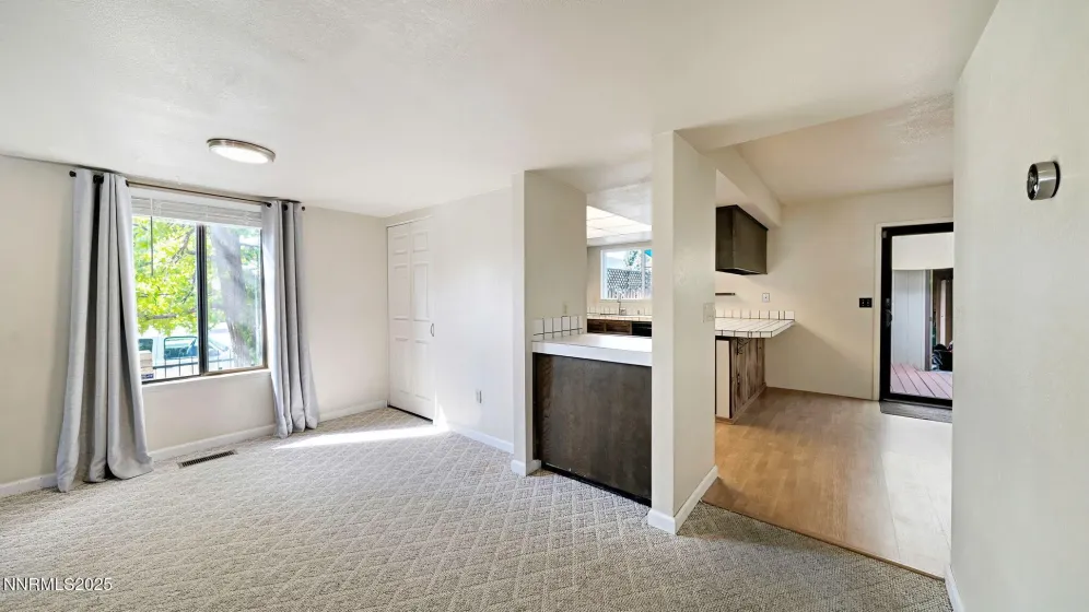 1515 Foster, Reno, Nevada 89509, 3 Bedrooms Bedrooms, ,3 BathroomsBathrooms,Residential,Residential,Foster,250055421