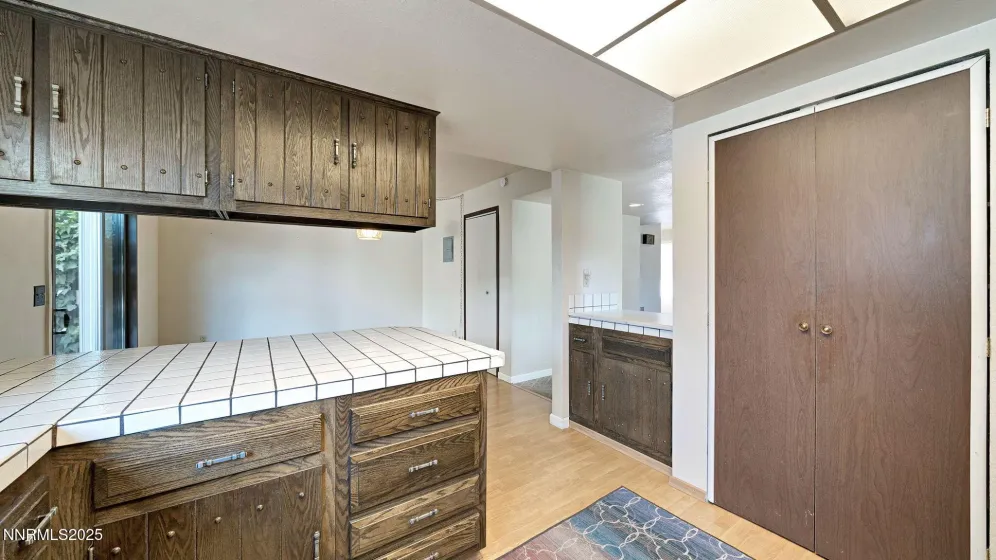 1515 Foster, Reno, Nevada 89509, 3 Bedrooms Bedrooms, ,3 BathroomsBathrooms,Residential,Residential,Foster,250055421