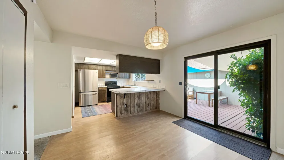 1515 Foster, Reno, Nevada 89509, 3 Bedrooms Bedrooms, ,3 BathroomsBathrooms,Residential,Residential,Foster,250055421