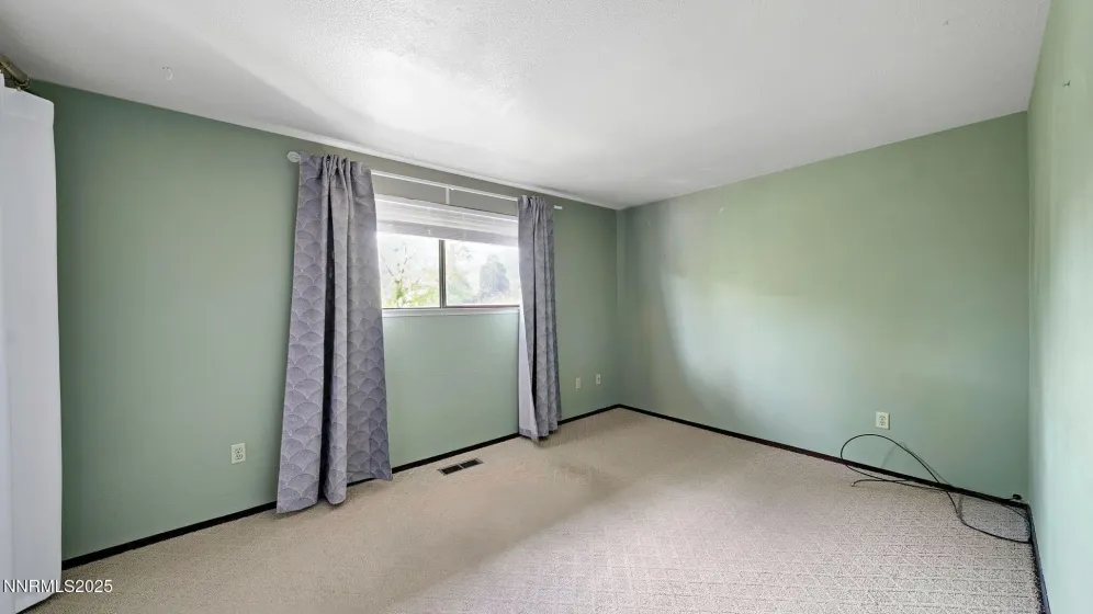 1515 Foster, Reno, Nevada 89509, 3 Bedrooms Bedrooms, ,3 BathroomsBathrooms,Residential,Residential,Foster,250055421