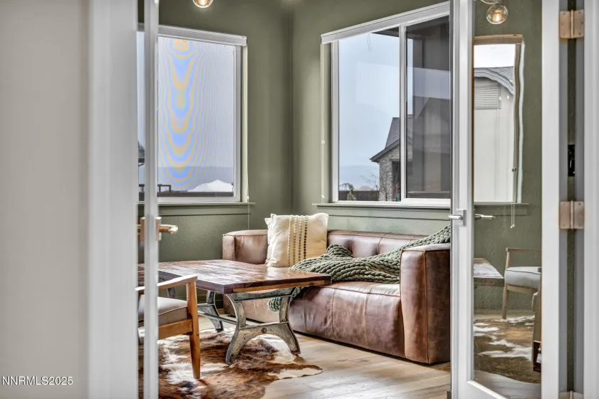 3270 Red Leaf, Carson City, Nevada 89703, 4 Bedrooms Bedrooms, ,3 BathroomsBathrooms,Residential,Residential,Red Leaf,250058360