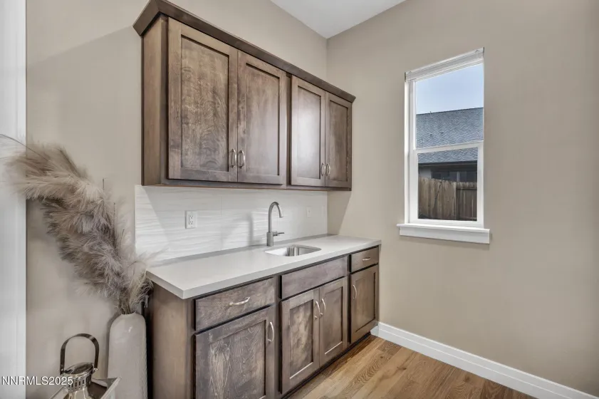 3270 Red Leaf, Carson City, Nevada 89703, 4 Bedrooms Bedrooms, ,3 BathroomsBathrooms,Residential,Residential,Red Leaf,250058360