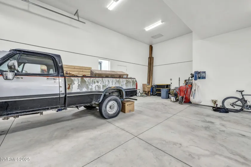 3270 Red Leaf, Carson City, Nevada 89703, 4 Bedrooms Bedrooms, ,3 BathroomsBathrooms,Residential,Residential,Red Leaf,250058360