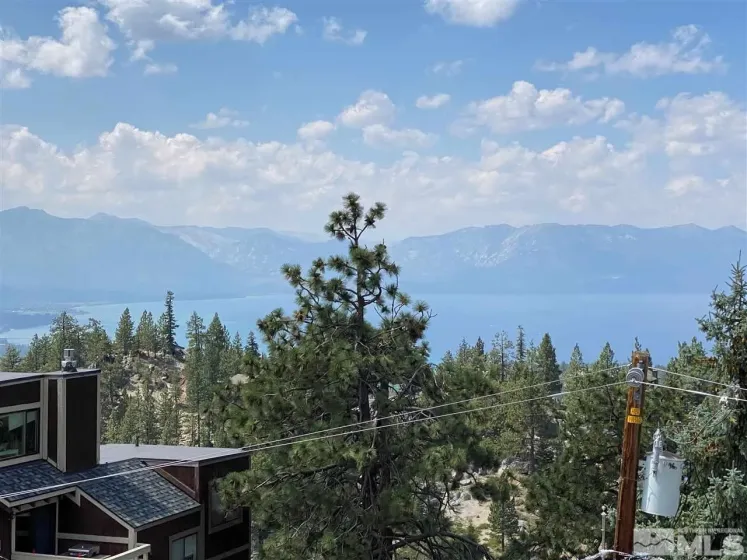 753 A Bigler, Stateline, Nevada 89449, 4 Bedrooms Bedrooms, ,4 BathroomsBathrooms,Residential,Residential,Bigler,250058363