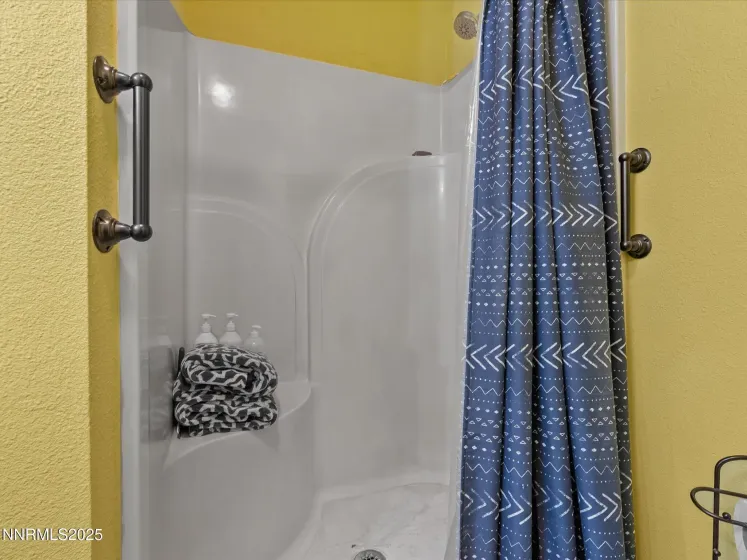 215 Hunter Park, Fallon, Nevada 89406, 4 Bedrooms Bedrooms, ,3 BathroomsBathrooms,Residential,Residential,Hunter Park,250058364