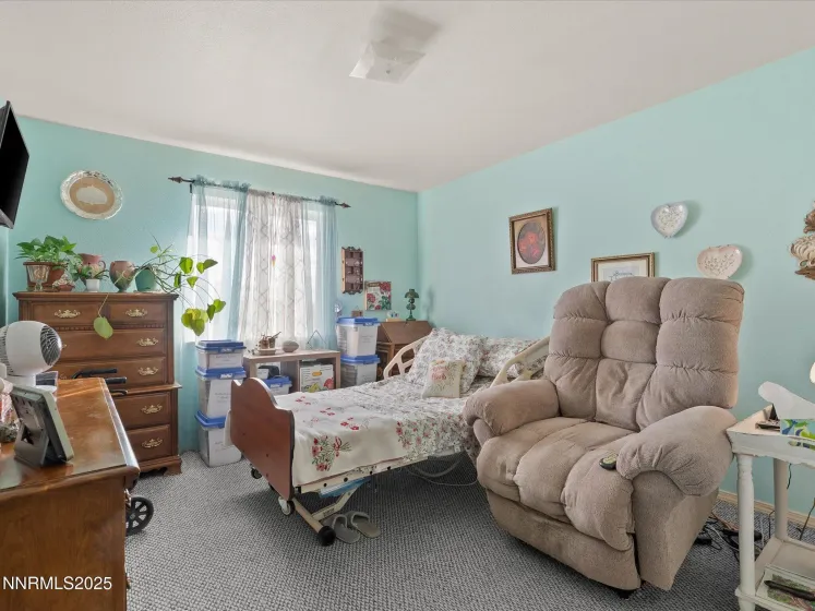 215 Hunter Park, Fallon, Nevada 89406, 4 Bedrooms Bedrooms, ,3 BathroomsBathrooms,Residential,Residential,Hunter Park,250058364