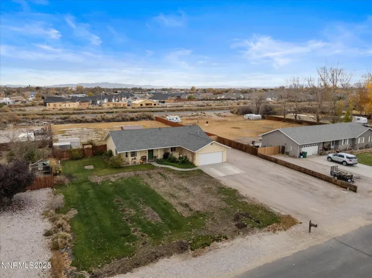 215 Hunter Park, Fallon, Nevada 89406, 4 Bedrooms Bedrooms, ,3 BathroomsBathrooms,Residential,Residential,Hunter Park,250058364