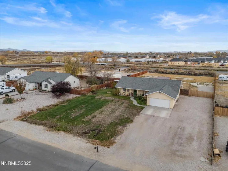 215 Hunter Park, Fallon, Nevada 89406, 4 Bedrooms Bedrooms, ,3 BathroomsBathrooms,Residential,Residential,Hunter Park,250058364