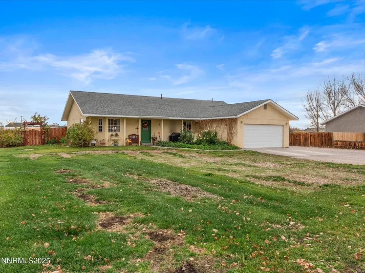 215 Hunter Park, Fallon, Nevada 89406, 4 Bedrooms Bedrooms, ,3 BathroomsBathrooms,Residential,Residential,Hunter Park,250058364