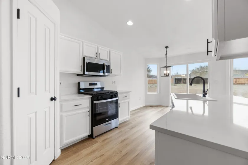 123 Shadow Mountain, Fernley, Nevada 89408, 3 Bedrooms Bedrooms, ,2 BathroomsBathrooms,Residential,Residential,Shadow Mountain,250058369